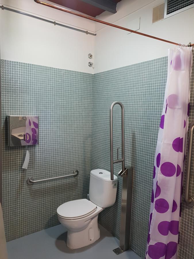 Via De La Plata Hervas Hostel Eksteriør bilde
