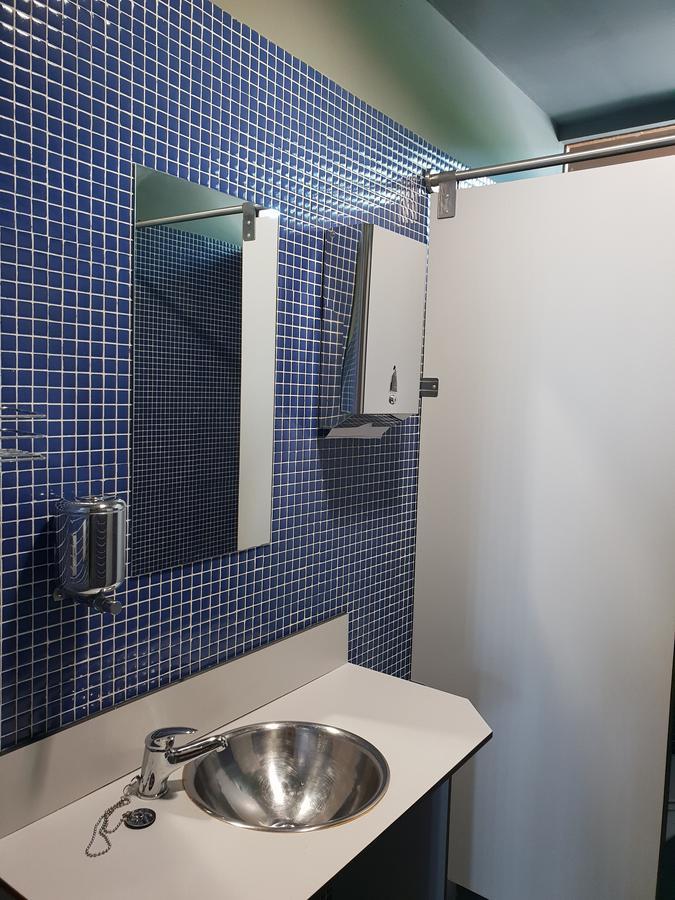 Via De La Plata Hervas Hostel Eksteriør bilde